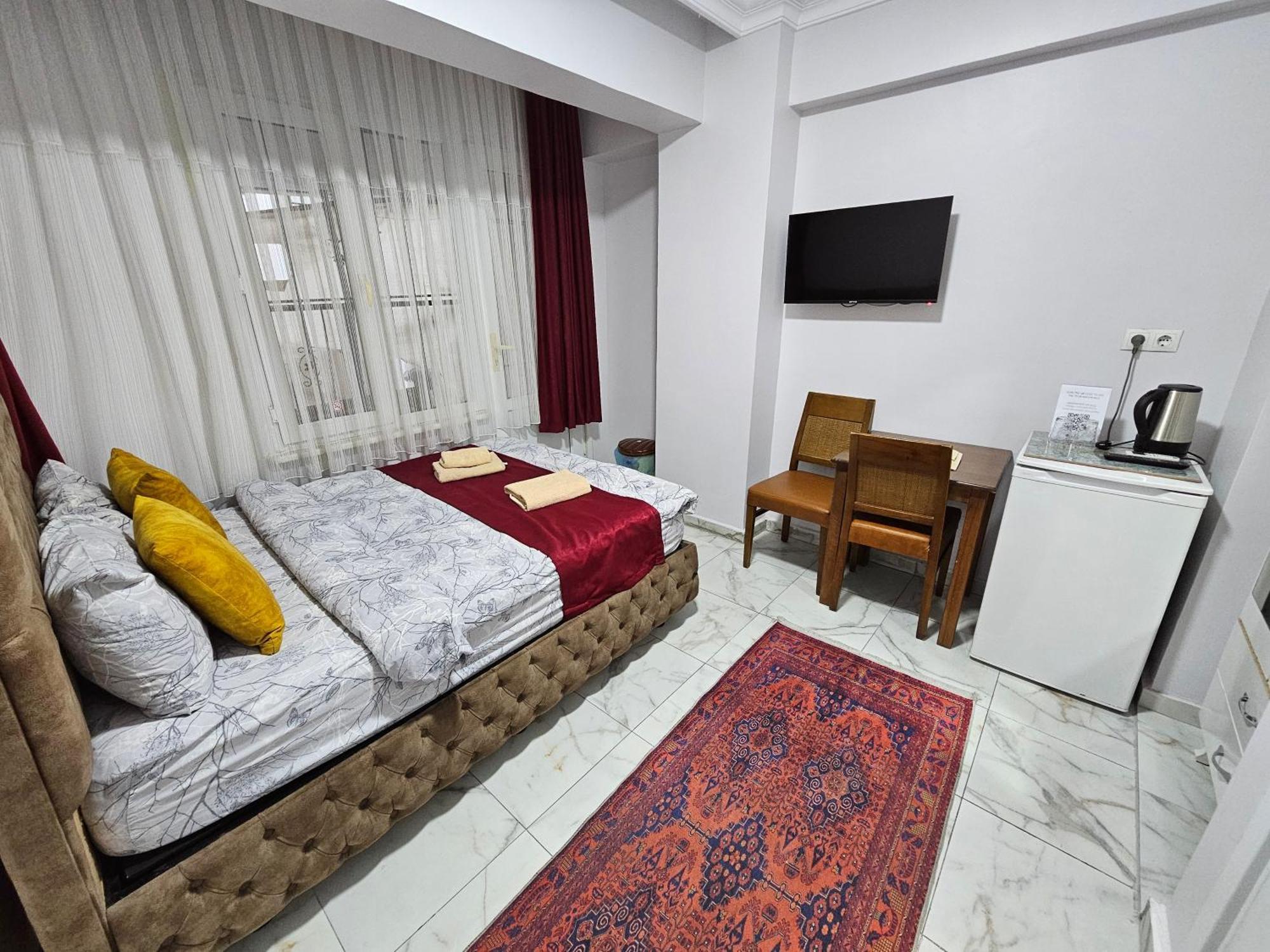 Pembe Hotel Istanbul Exteriör bild